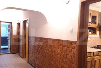 Apartament cu 4 camere decomandat în Nicolina - 1