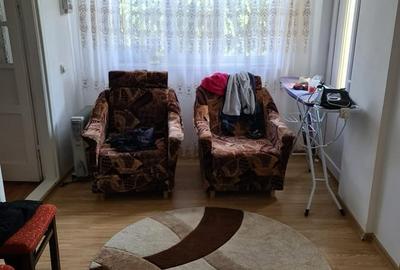 Casă cu 6 camere cu Teren 1400 Mp în Central - 15
