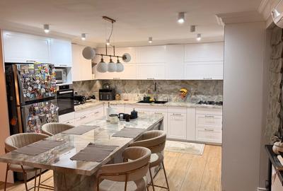 Casă individuală cu 5 camere cu Teren 550 Mp în Bucium - 1