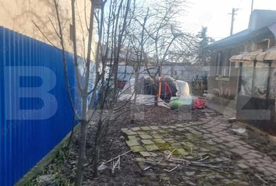 Casă cu Teren 390 Mp în Central - 2