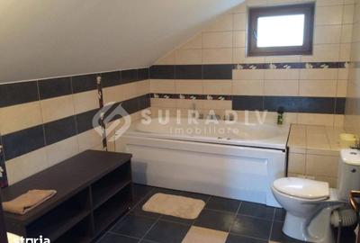 Casă cu 5 camere cu Teren 300 Mp în Bună Ziua