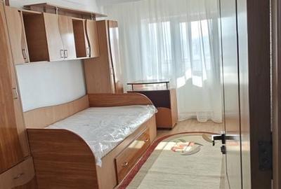 Apartament cu 4 camere decomandat în Central - 3