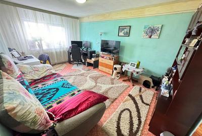 Apartament cu 3 camere decomandat în Nicolina - 2