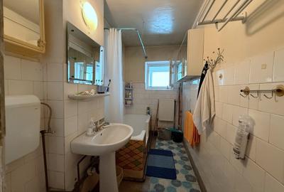 3 cam- Clucerului -str Serdarului - bloc 1979 -centrala proprie -95mp-boxa - 12