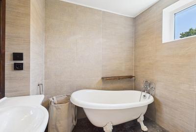Apartament 3 camere, Calea Victoriei - 8