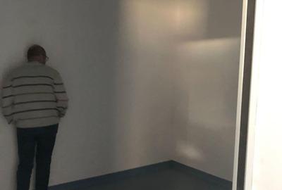 Inchiriem spatii comerciale de peste 100 mp - 8