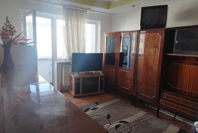 Apartament cu 3 camere semidecomandat în Central - 7