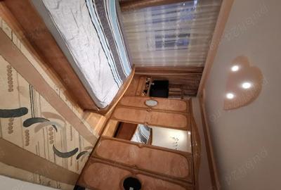 Apartament cu 3 camere decomandat în Govândari