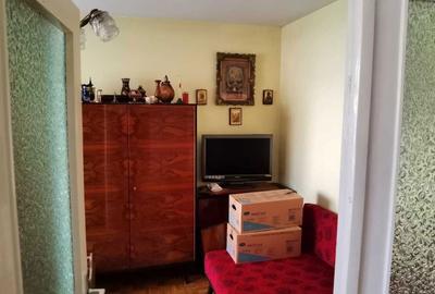 Apartament cu 3 camere semidecomandat în Central - 4