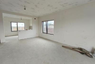 Casa pe parter - 3 camere, 2 bai, teren 349 mp - Vidra - 2