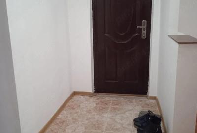 Apartament cu 2 camere decomandat în Debarcader