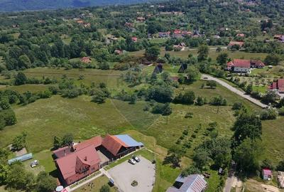 Teren Construcții intravilan de 4600 mp, în Bran - 4