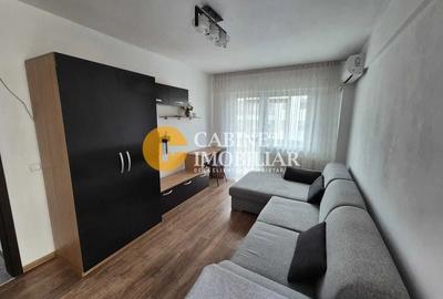 Apartament cu 3 camere decomandat, mobilat în Galata