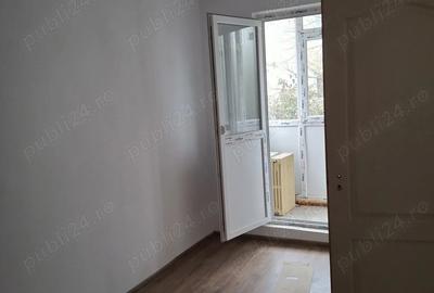 Vand apartament 3 camere confort 2 nedecomandat - 2