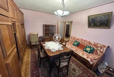 Apartament cu 4 camere decomandat în Central - 9