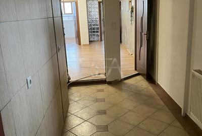 Apartament cu 4 camere semidecomandat în Calea Călărașilor - 13