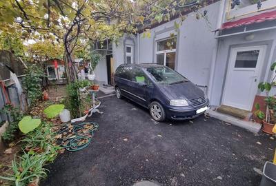 Delfinariu -casa de caramida - 6