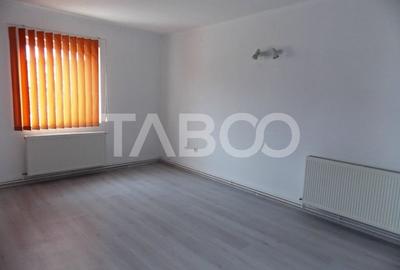 Spatiu pentru birouri de inchiriat cu utilitati incluse in Strand - 4