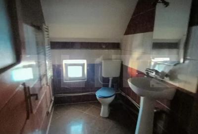 Casă cu 6 camere cu Teren 271 Mp în Malu Roșu - 1