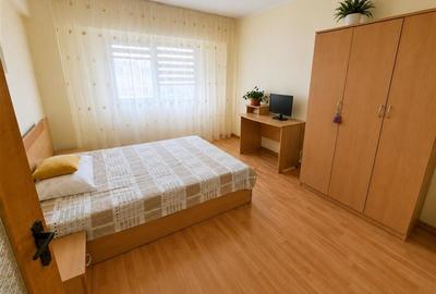 Apartament cu 2 camere semidecomandat, mobilat în Răcădău