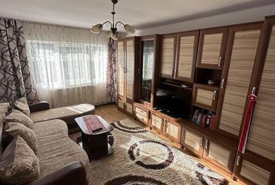 Apartament cu 3 camere decomandat în Iara - 3