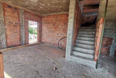 Casă cu 4 camere în Dancu - 3
