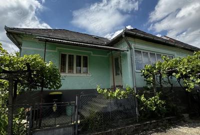 Casă cu 3 camere în Sânmărghita - 3