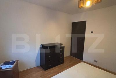 Apartament 3 camere decomandat, centrala termica, AC, zona S - 1
