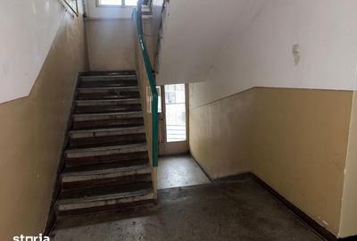 Apartament cu 3 camere în Micro 9 - 5