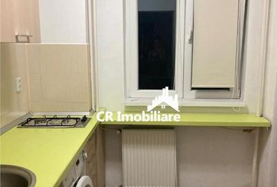 Garsoniera, Dorobanti