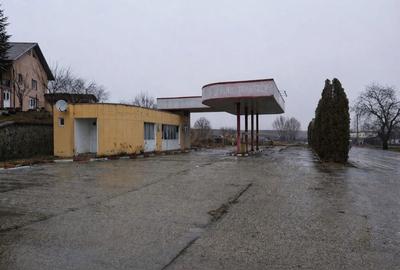 Spațiu comercial, de 2,000 mp, în Central - 3