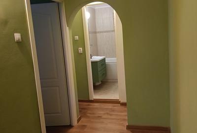 Apartament cu 4 camere semidecomandat în 13 Septembrie - 15