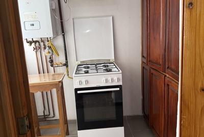 Apartament cu 3 camere decomandat în Central - 2