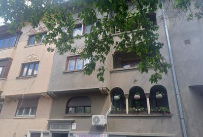 Apartament cu 4 camere circular, mobilat în Muncii - 2