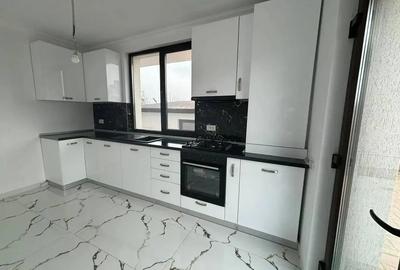 Casă cu 4 camere cu Canalizare în Exterior Vest