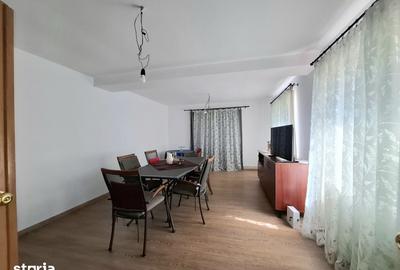 Casă cu 6 camere cu Teren 2300 Mp în Iepurești - 3