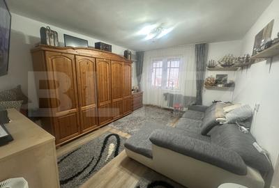 Apartament cu 2 camere decomandat, mobilat în Central