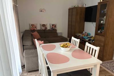 Apartament cu 3 camere decomandat în Florești - 9