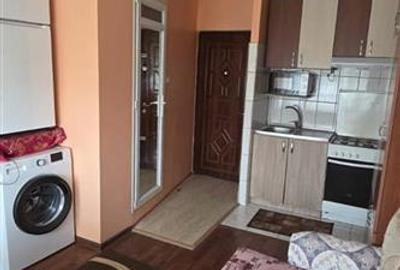 Garsonieră decomandată, mobilată în Bularga