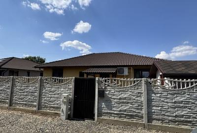 Casă cu 4 camere în Șag