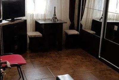 Garsonieră decomandată, mobilată în Gară - 1