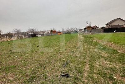 Teren Construcții intravilan de 1806 mp, în Sud-Est