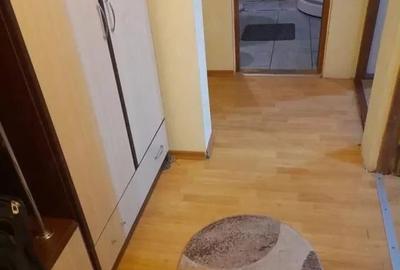 Garsonieră decomandată în Nicolina