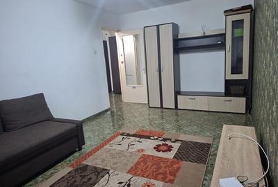 Apartament cu 2 camere decomandat în 9 Mai - 2