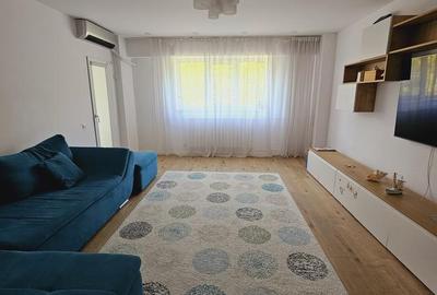 Apartament cu 3 camere decomandat în Muncii
