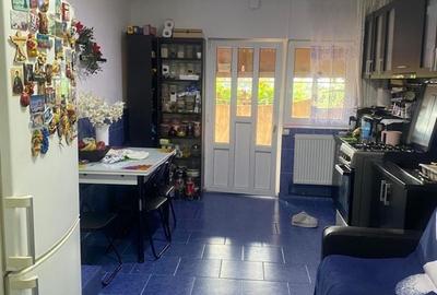 Casă cu 4 camere în Boldești