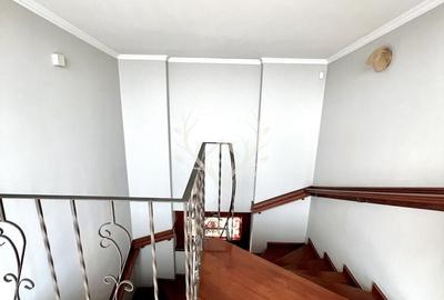 Casă individuală cu 10 camere cu Canalizare în Grigorescu - 15