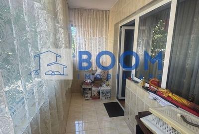 Apartament cu 2 camere decomandat în Ostroveni
