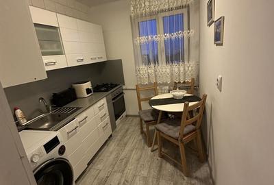 Apartament cu 2 camere decomandat în Baba Novac - 3