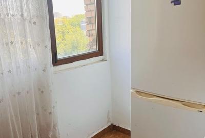 Garsonieră semidecomandată în Brazda lui Novac